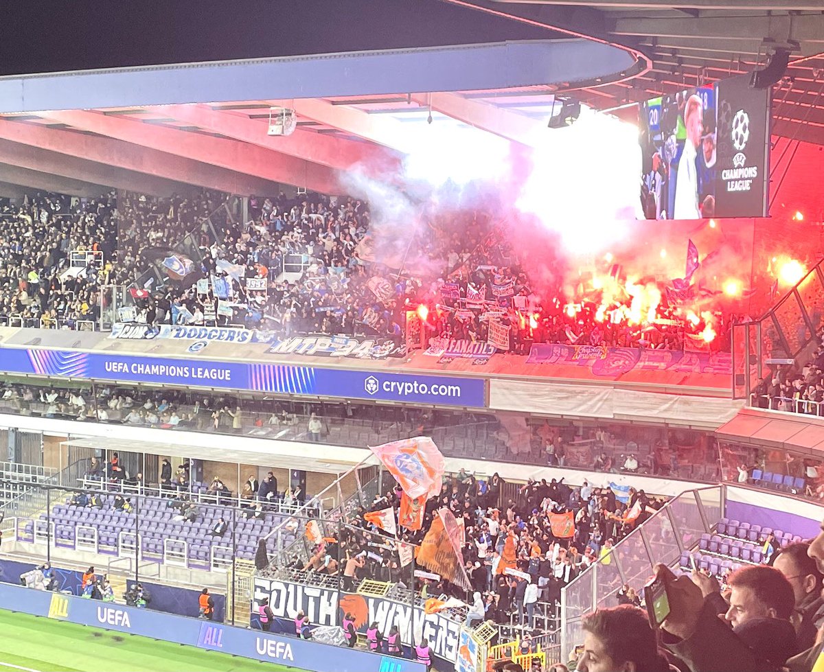 VGCU84's tweet photo. #USGOM « Nous sommes l’armée des Marseillais »!📢 Trois points cruciaux qui récompensent un parcage de haut niveau… On lâche rien !#NoPyroNoParty 🇫🇮🔥 https://t.co/9hrkUR5kg1
