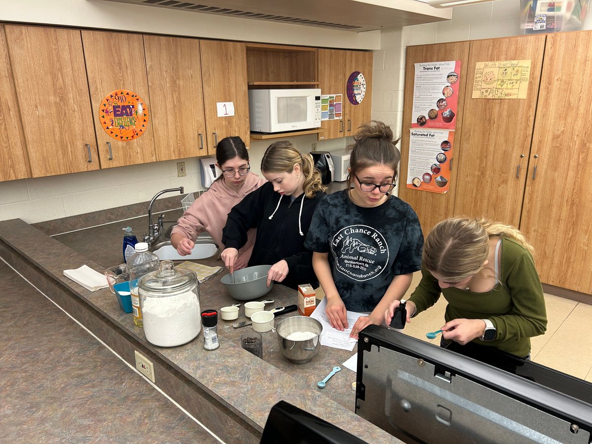 SLMS Spartans tweet media