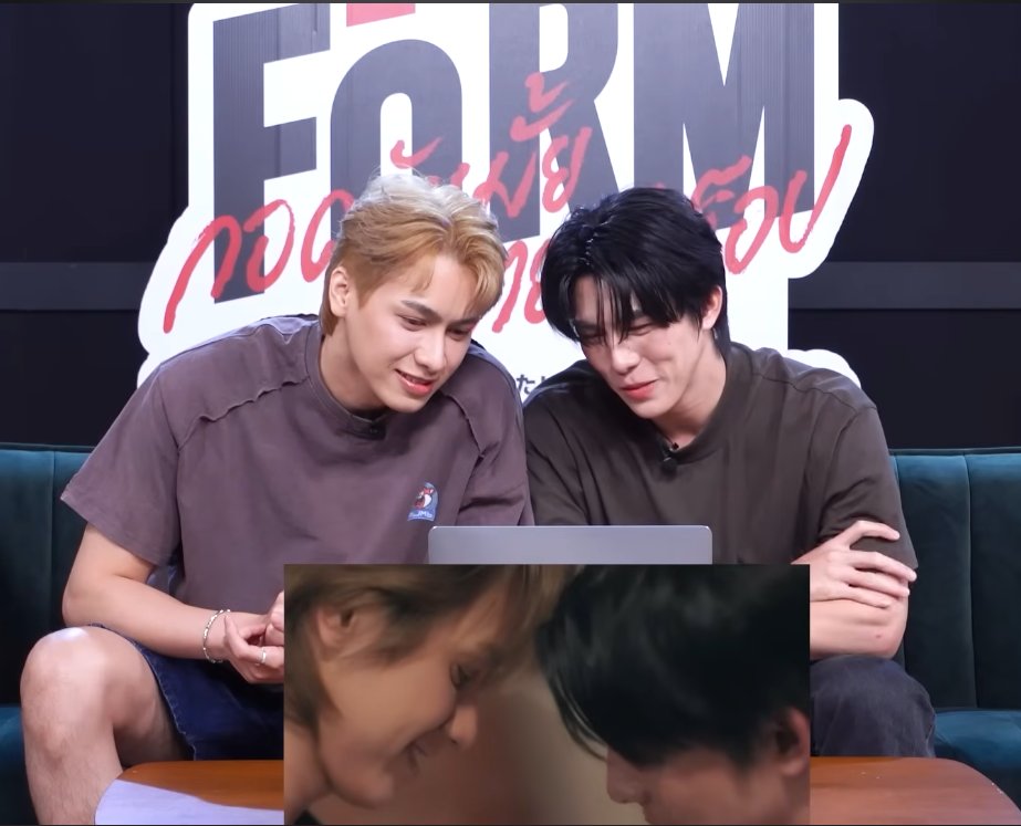 clcanond's tweet photo. Those hips together… scenes that live in my mind for free!!!

TOP FORM CLASSROOM CRUSH
#TopFormEP8 
#JinAkin試練
#TopFormTheSeries https://t.co/mt7LBVtw4r