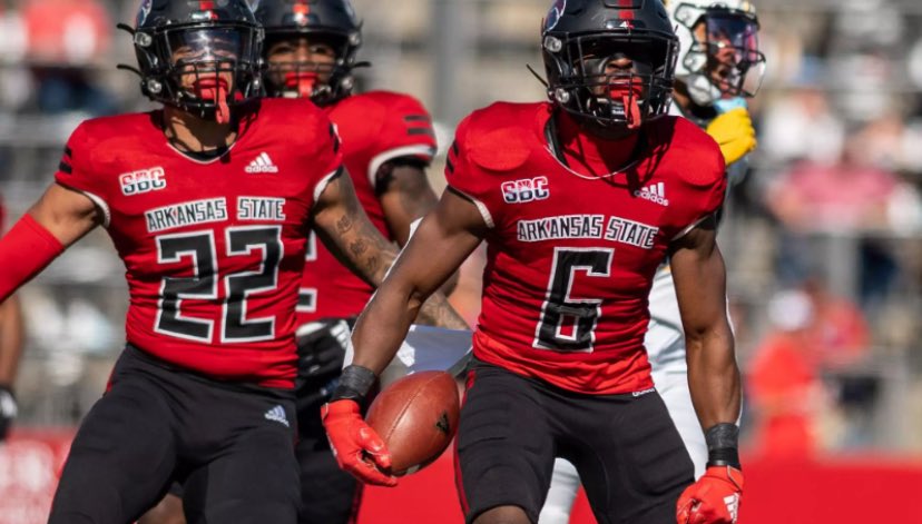 I am blessed to receive a offer from the University of Arkansas State 🔴⚪️ <a href="/Coach_SandersQ/">Quad Sanders</a> <a href="/247Sports/">247Sports</a> <a href="/247recruiting/">247Sports Recruiting</a>