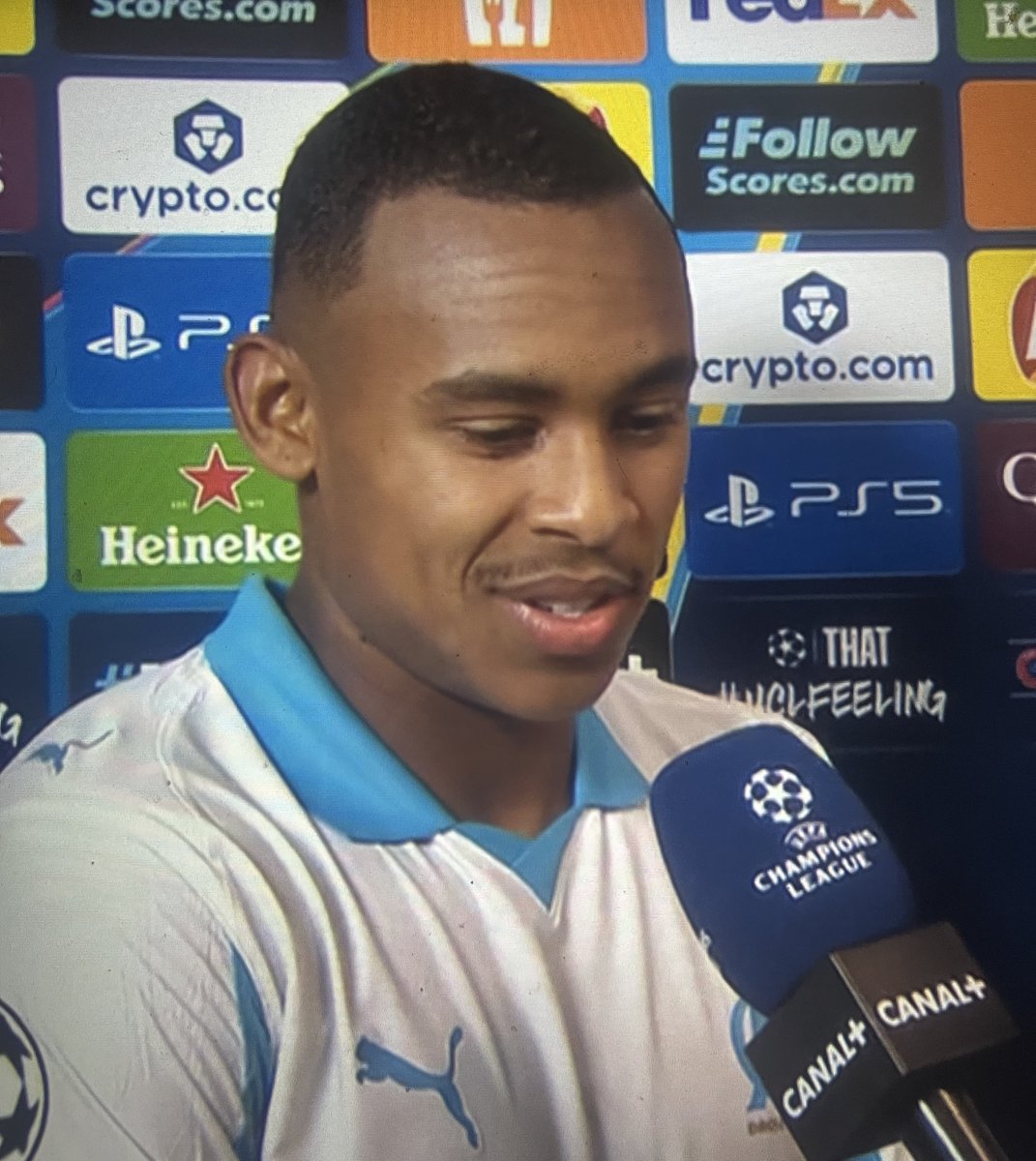 Out Of Context OM tweet media