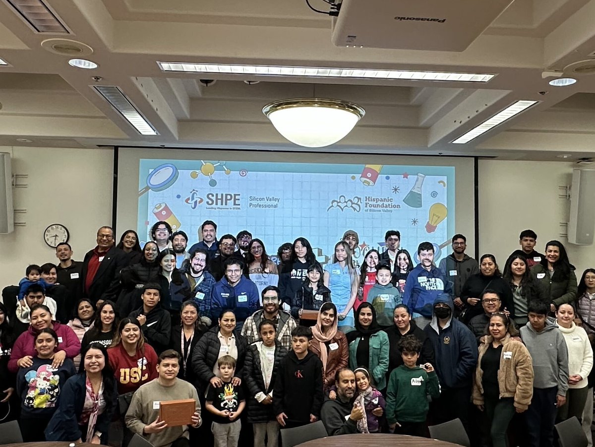 De Anza College tweet media