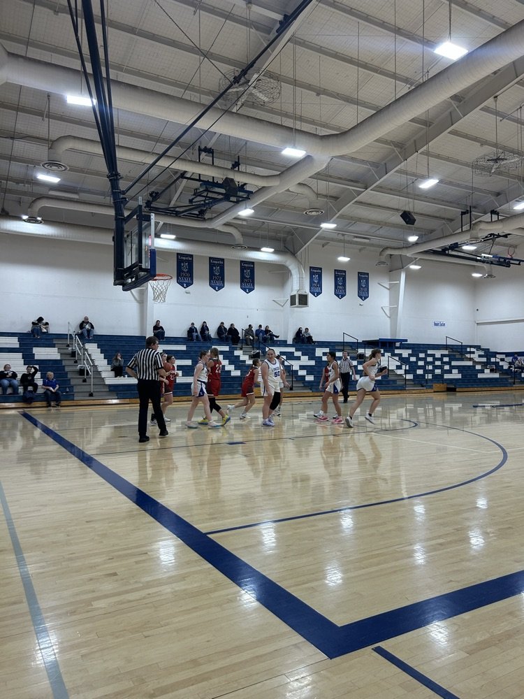 High School Basketball is underway here in Lincoln as the Leopards take on the Gorillas from Solomon!