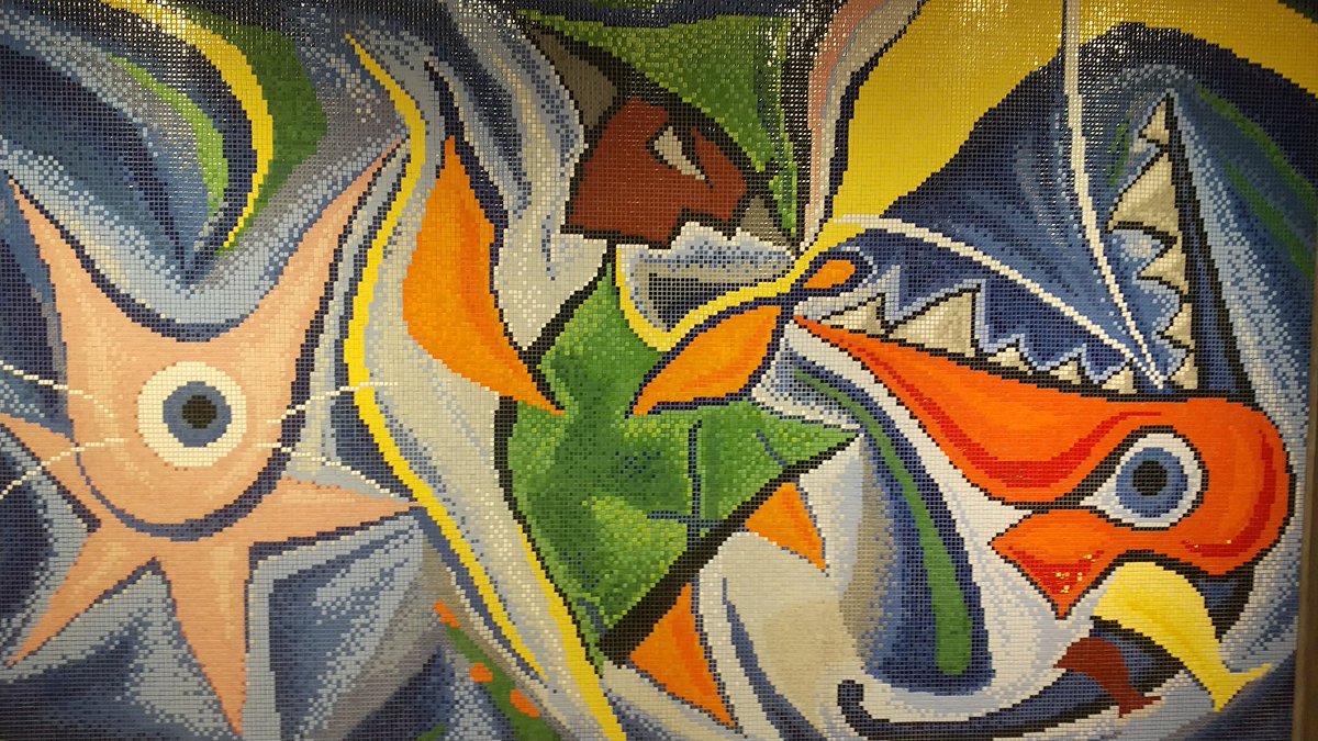 そして、伝世展の後は高島屋大阪店のタイル画「ダンス」を見に。 岡本