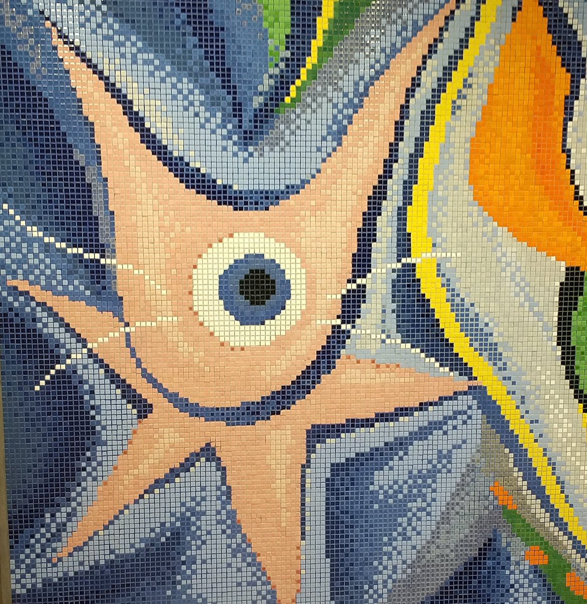 そして、伝世展の後は高島屋大阪店のタイル画「ダンス」を見に。 岡本