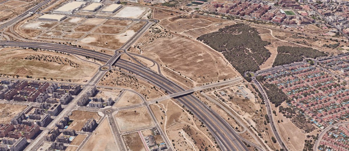 MadridProyecta's tweet photo. 🛍️El nuevo gran parque comercial que aterrizará en Madrid: 70.000 metros cuadrados y un club de pádel en la cubierta.

Lo suyo sería proyectar estas pastillas comerciales cerca del resto del rdesarrollo urbano.

📍El Cañaveral
ℹ️https://t.co/1VDz3Oml61
🗨️https://t.co/MSzmgbjSmY https://t.co/J3CAjWhlC3