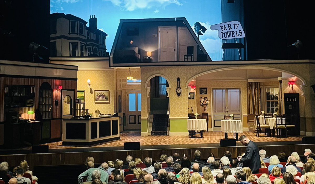 Thank you <a href="/JohnCleese/">John Cleese</a> for giving the greatest sitcom a new lease of life - just don’t mention the war! 😂
See #FawltyTowers The Play at <a href="/GLiveGuildford/">G Live</a> until 20 Dec. 🎭
<a href="/danny_bayne/">Danny Bayne</a>, you do Basil proud! 👏
Hear more on Saturday Breakfast <a href="/BBCSurrey/">BBC Surrey</a> <a href="/BBCSussex/">BBC Sussex</a> <a href="/BBCRadioKent/">BBC Kent</a>. 📻
