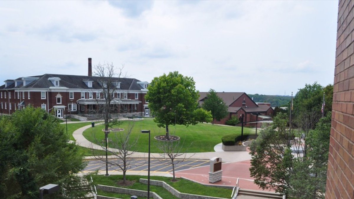 🚨 At least one person is dead and another person is wounded in critical condition after a campus shooting at Kentucky State University.

Details: tmz.me/6xftTFF