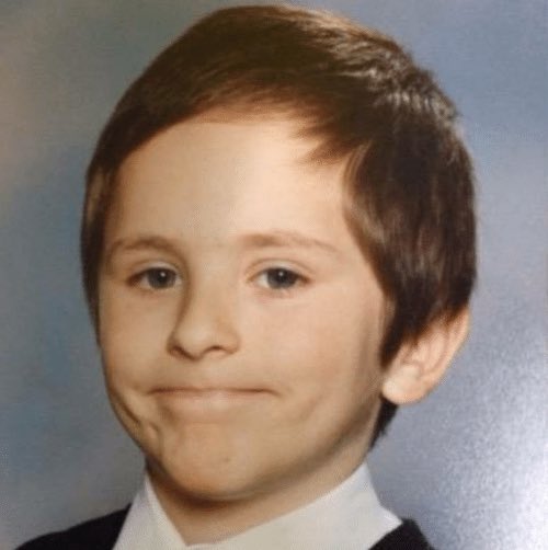 Tim Hodgson passing Guilbeault in the hallway: