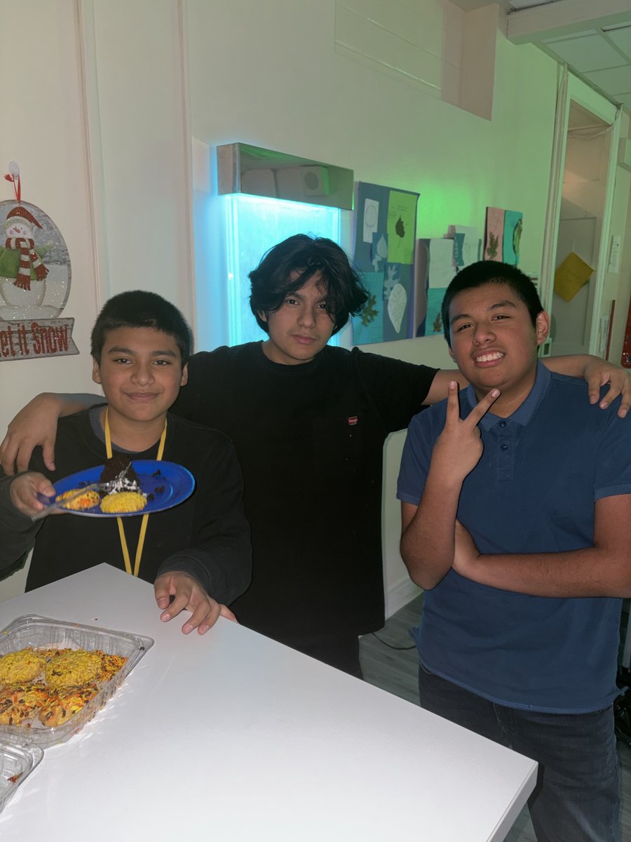 Ms. Mornhineway tweet media