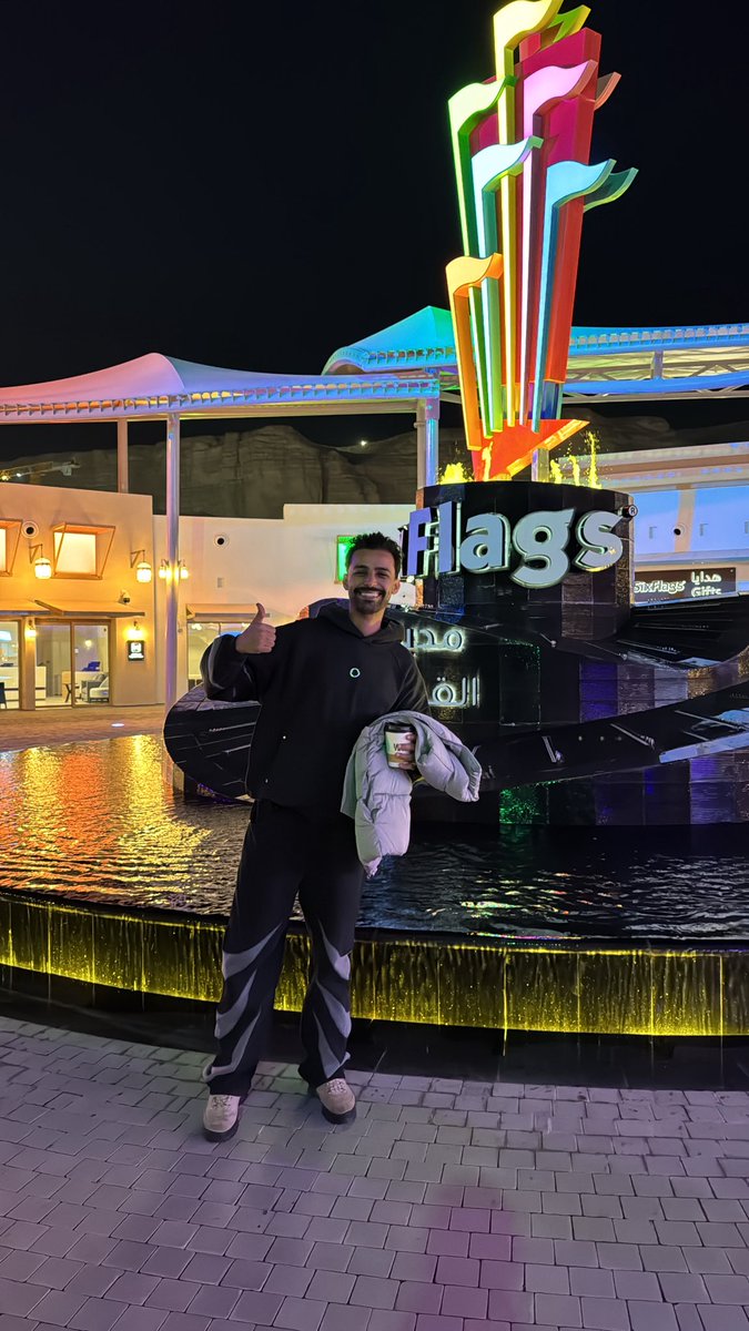 Official3boosh's tweet photo. دخلت مبسوط وطلعت مبسوط ❤️‍🔥
@SixFlagsQC https://t.co/E2hrEK9FIq