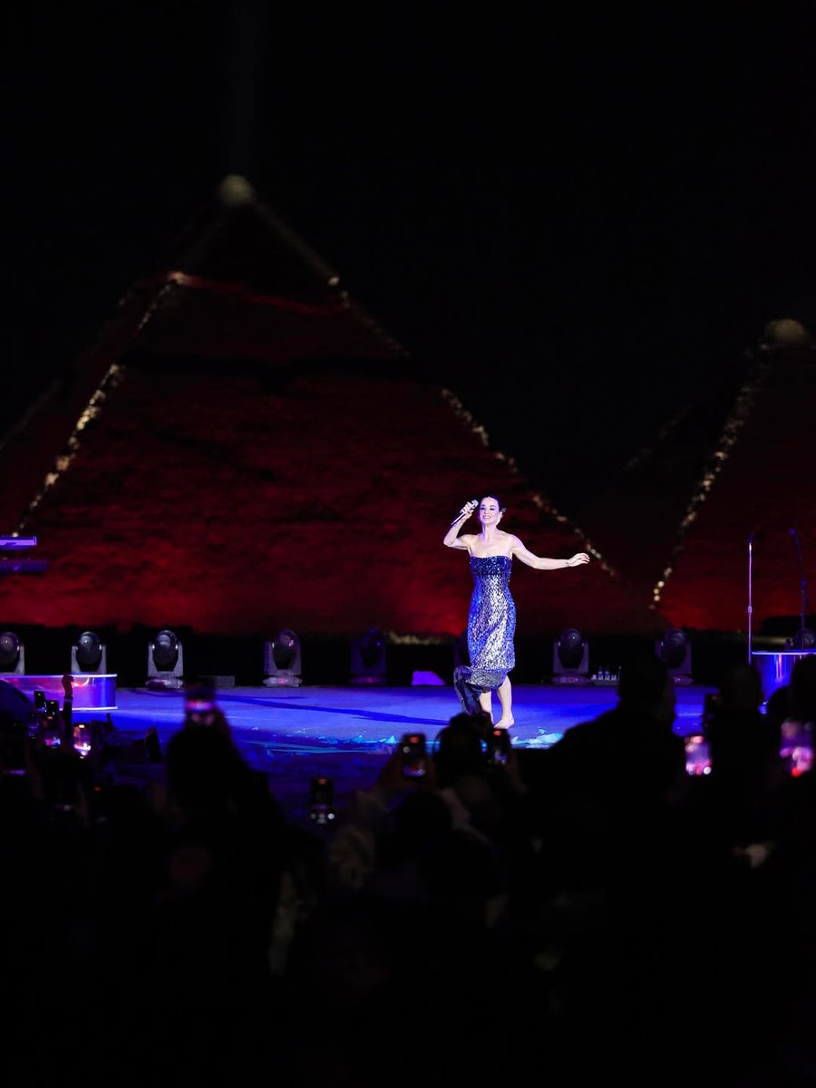 MaiFahmy's tweet image. Happening now..
Katy Perry at the Pyramids
@katyperry
#katy_perry #katyperry #pyramids