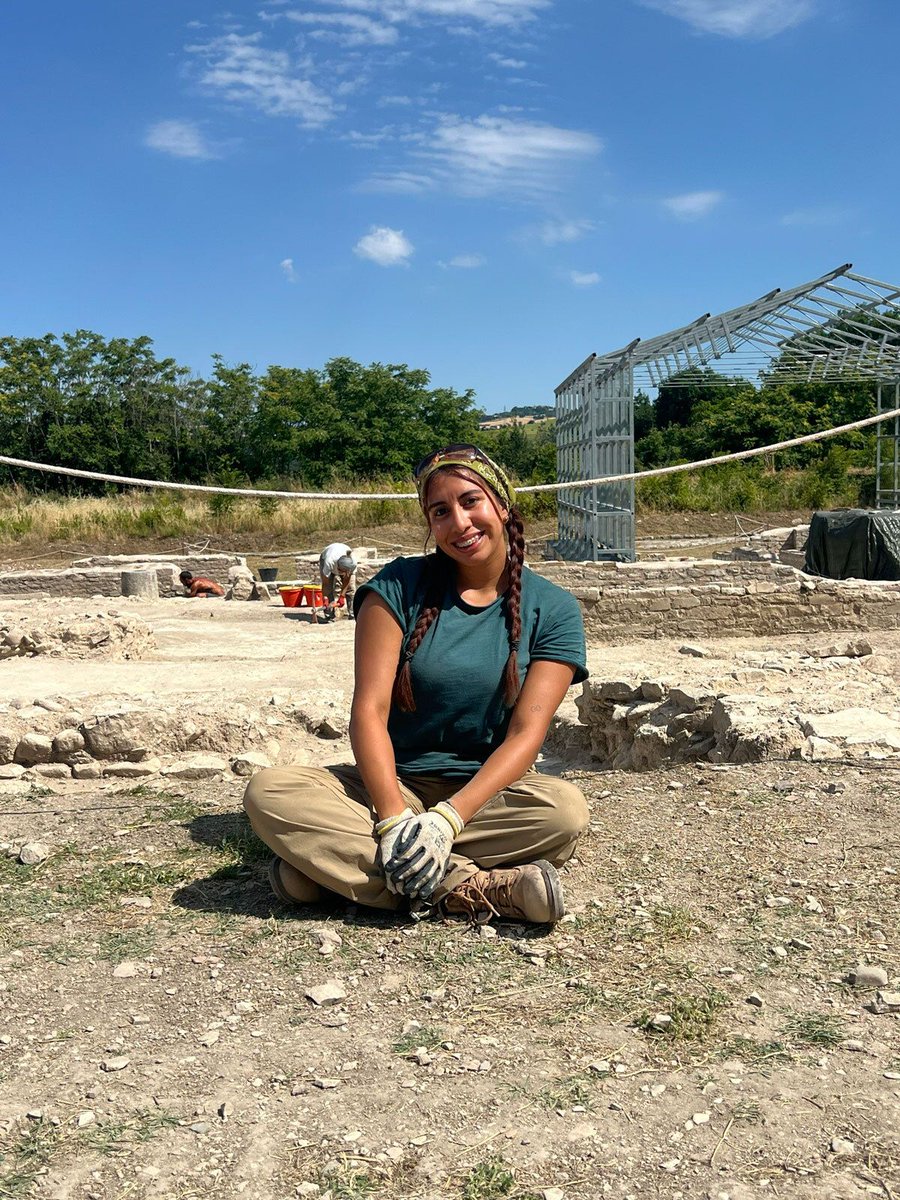 UTSACOLFA's tweet image. All this week, we are continuing our celebration of Fall 2025 graduates by sharing stories from across COLFA!

Jasmine Alvarado is completing degrees in Classical Studies and Humanities and Anthropology, along with a minor in Archaeological Practice. 

#UTSAGrad25 #UTSACOLFA