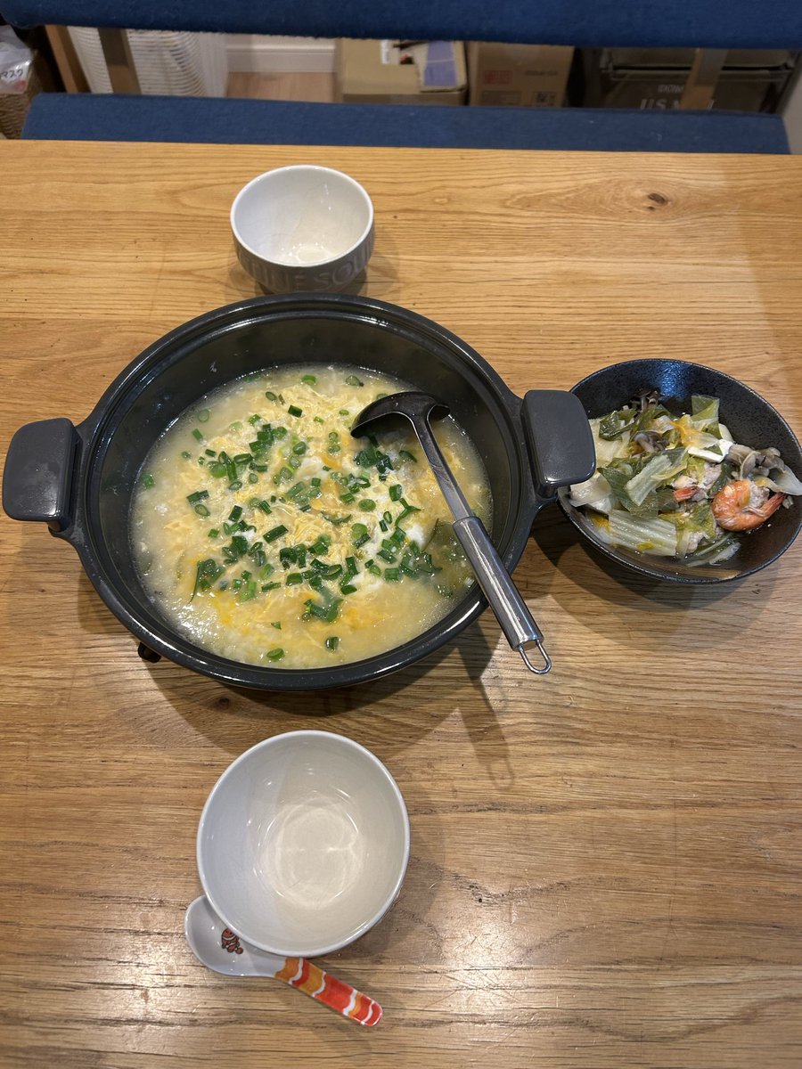 jujumarup's tweet image. 昨日は鍋の残りで雑炊〜！鍋は2日ぐらいやらないと食費がかかりすぎるな〜😅子供が完食して、僕の分はありませんでした😂w