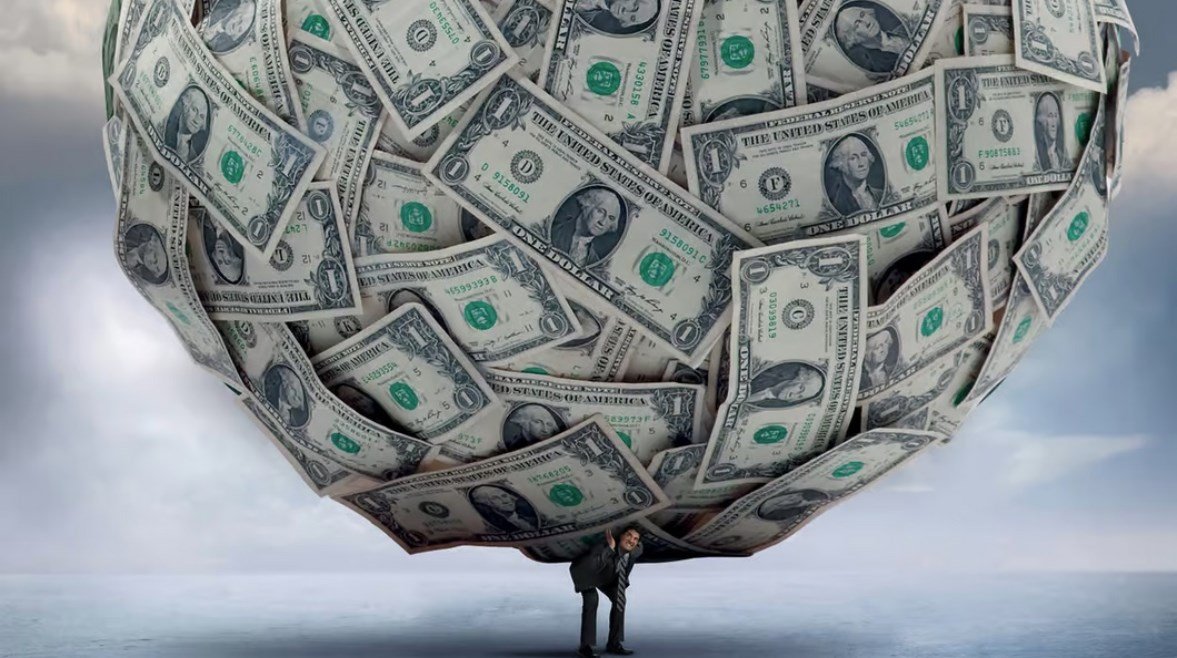 🔴 العالم يغرق في الديون 💸🌊

يبلغ إجمالي الدين العالمي 345.7 تريليون دولار بنهاية سبتمبر، وهو ما يعادل نحو 310% من الناتج المحلي الإجمالي العالمي..

بحسب معهد التمويل الدولي..