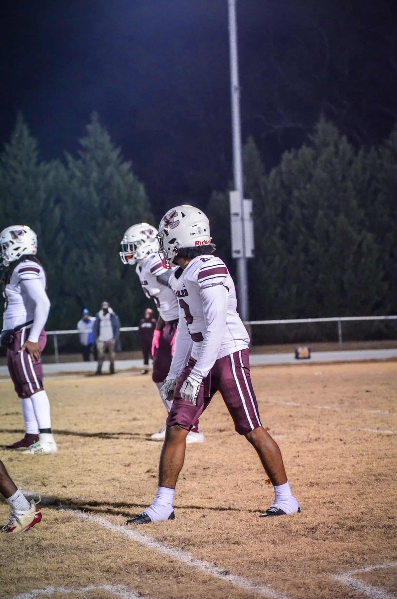 Sophomore Season Finished✅
           -- Offensively--
26 carries for 251 yards
13 rec for 124 yards
630 all purpose 
7 tds
           -- Defensively--
45 total tackles 
30 solo
15 assisted
4 ints for 153 yards / pic 6
10 pbus
1 fumble recovery