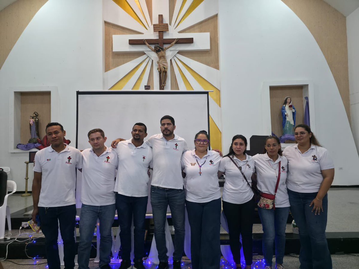 roalbri's tweet photo. Hágase en mi según tu palabra ✨🩵 Gracias Señor por llamarme a un nuevo servicio, a tus pies Señor como Coordinadora Logística de la Emaús Mujeres Parroquia María de Nazaret 🙏🏼🥹 
Y gracias infinitas porque este servicio es familiar, porque mi familia y yo te servimos con amor. https://t.co/9lIlFITzX9