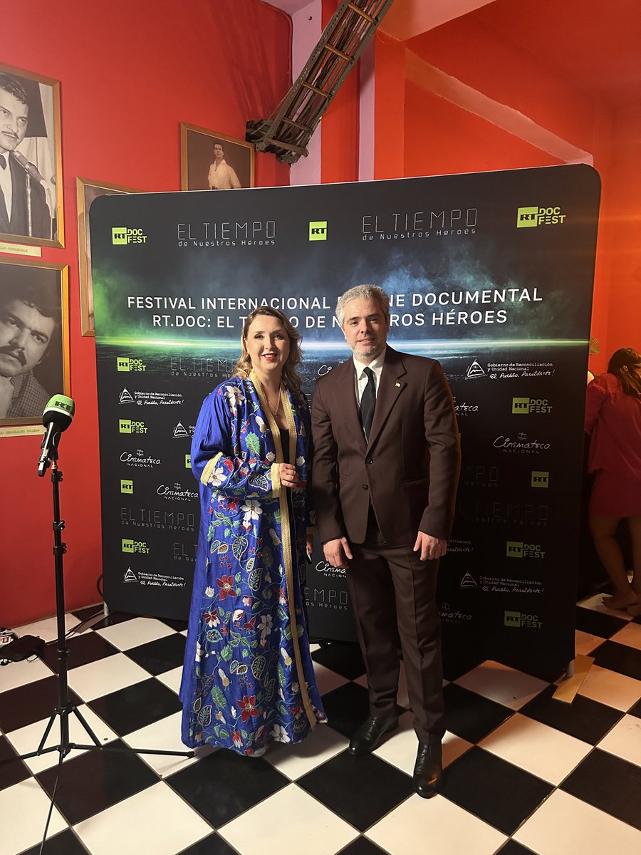 AbjNica's tweet photo. El Embajador, Inar Ladariya, y el Ministro - Consejero de la Embajada, Alias Aiba, asistieron a la ceremonia de apertura del Festival de Cine Documental RTDoc "El Tiempo de Nuestros Héroes", que tuvo lugar en el Gran Salón de la Cinemateca Nacional de Nicaragua. https://t.co/cpoqZZNQOf