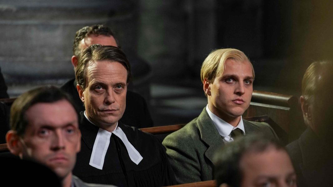 【残席状況】

＼12/10(水)映画ファンサービスデー／
『#ボンヘッファー ヒトラーを暗殺しようとした牧師』

12:40の回はご好評につき満席・完売いたしました。
あらかじめご了承くださいませ。

明日以降も混雑が予想されます。
ご鑑賞予定のお客様にはお早めのチケット購入をおすすめいたします。