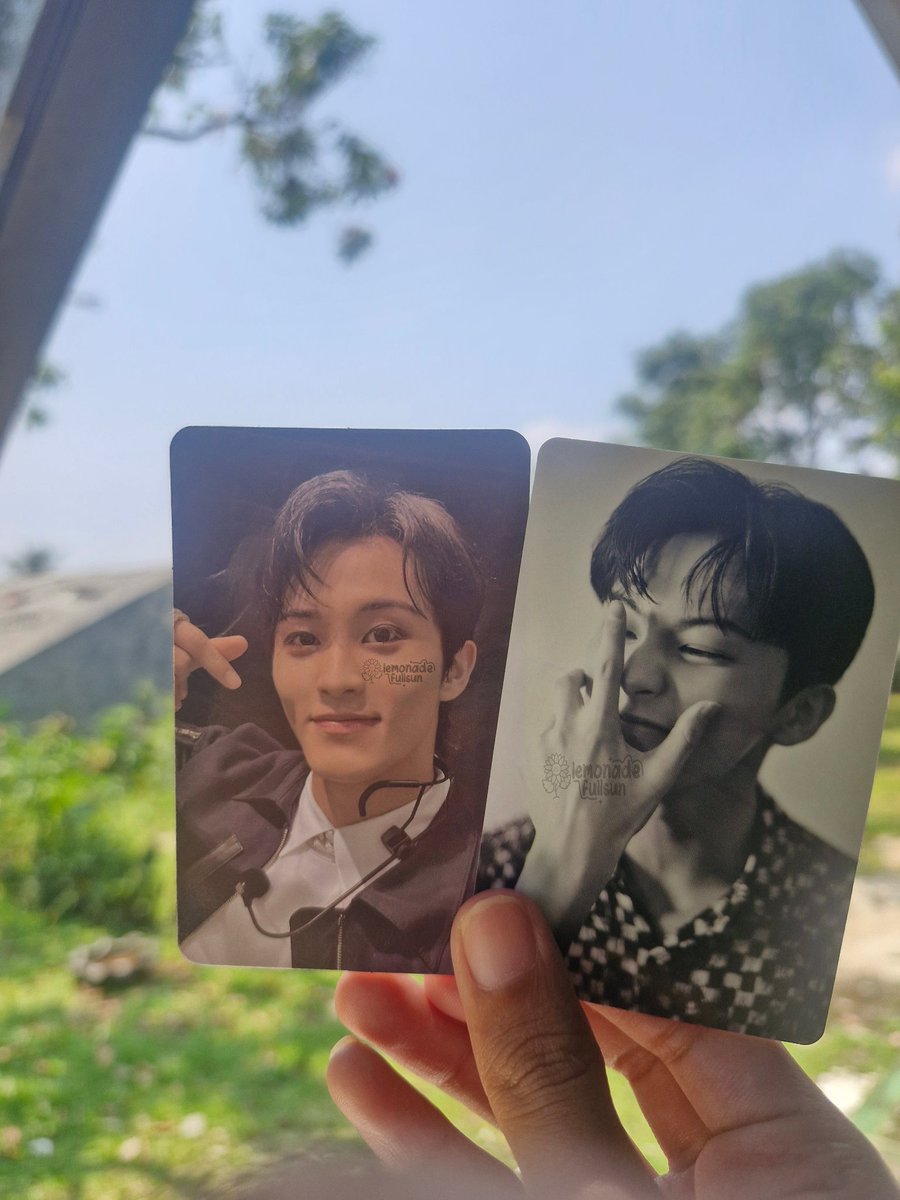 lemonadefullsun's tweet photo. Want to sell photocard Mark nct 127 dicon  bnw + special meet&amp;greet benefit

Take all only✅️
125k exc admin❌️ 
Manual / split payment✅️
Bogor🏡

Link shopee:
https://t.co/WPj9xLdCnh https://t.co/EOJAem3hSn