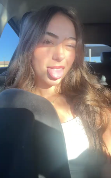 bopsinaction's tweet photo. she knows she a bop... dm for moree #bop #cumtribute #bops #cocktribute #wankchat #horny #curvy https://t.co/NQlTRW6bjH