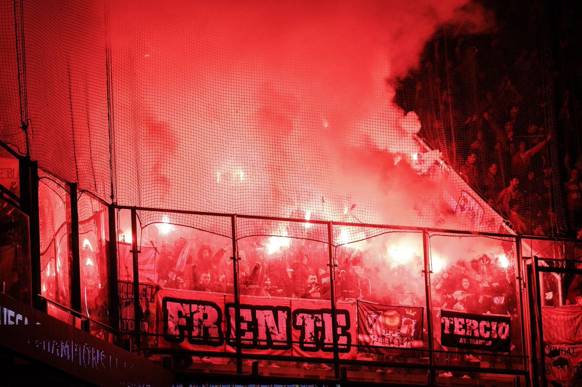 RetroAtleti's tweet image. A todo el mundo la vuelta vamos a dar.

Frente Atlético Ultras