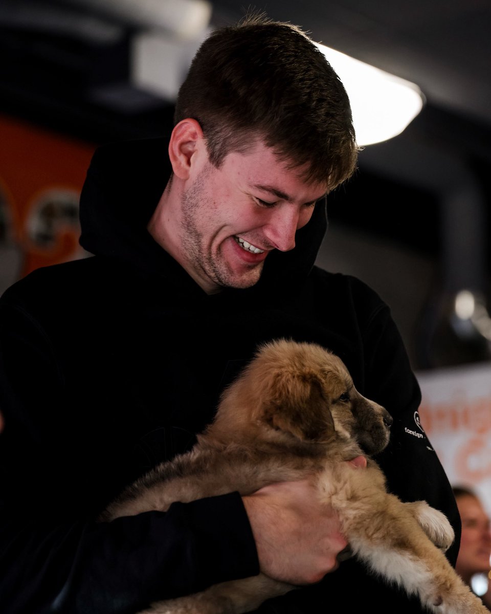 from covering pet adoption fees, to buying groceries and making crafts, it was an incredible day with our SEG family ποΈππ©΅
thank you to all of our volunteers, organizations and everyone who paid it forward in their community today!
#TakeNote | #PayItForwardUtah