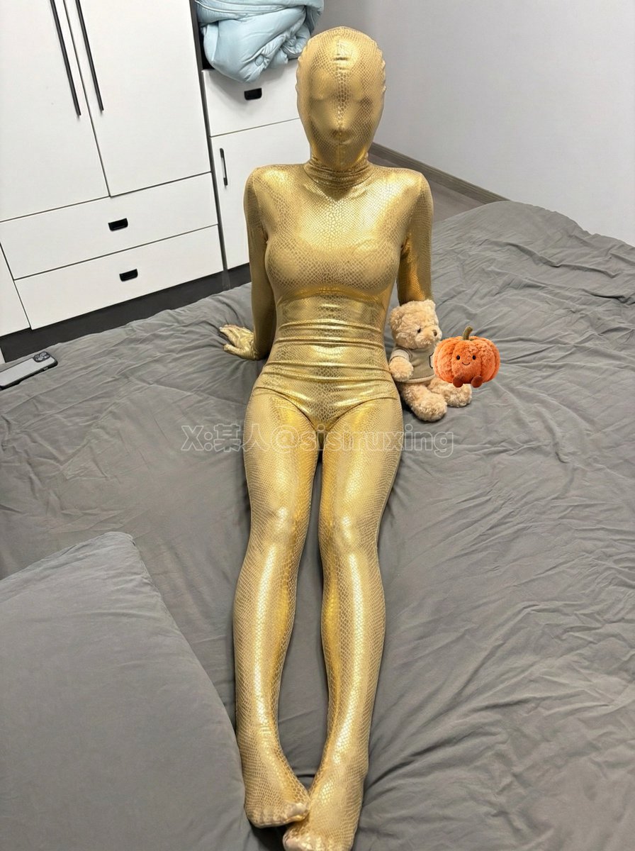金色大长腿
#zentai #全身タイツ