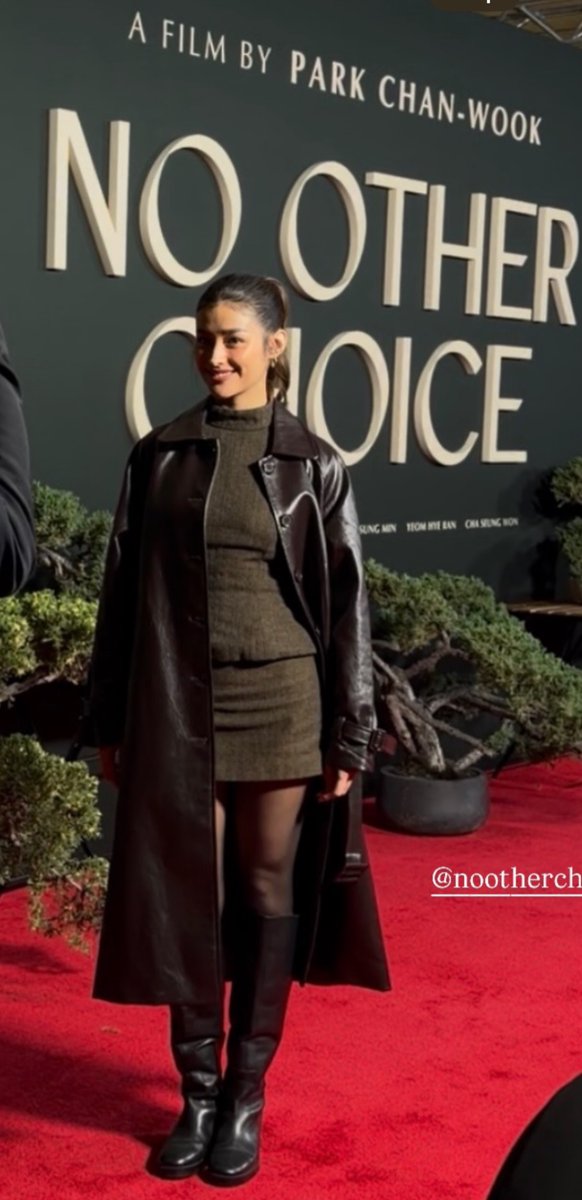 Ratzun's tweet image. HEY HOPIE! Fresh from New York , Liza Soberano is at the screening of No Other Choice, Los Angeles!