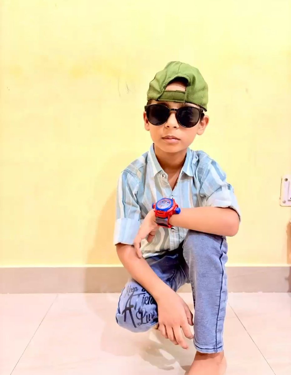 HanumanPoswal_'s tweet photo. बड़े भाई रामावतार धाभाई (जूनियर अकाउंटेंट) के सुपुत्र आयुष धाभाई को जन्मदिवस की हार्दिक बधाई एवं शुभकामनाएं।। @RamavatarGujar https://t.co/FeOpE74eun