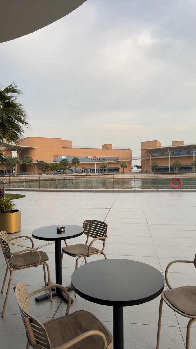 صباح الخير .. ☕️
العقبات التّي تمر بك ماهي إلا
تمهيد لأشياء عظيمة في طريقها إليك ✨