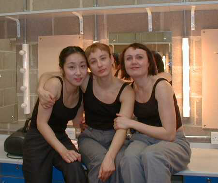 2026年2月3月、月波兎ではヨーロッパでの10年に及ぶ演劇経験を持つ石井麗子がワークショップを行います。
 基礎をしっかり踏まえつつ、丁寧なワークショップを致します。
現在火曜日は残り席数少なくなっております。
ぜひぜひご参加を！ 

詳細は　tsukinamiusagi.blog.jp
 #月波兎
＃石井麗子