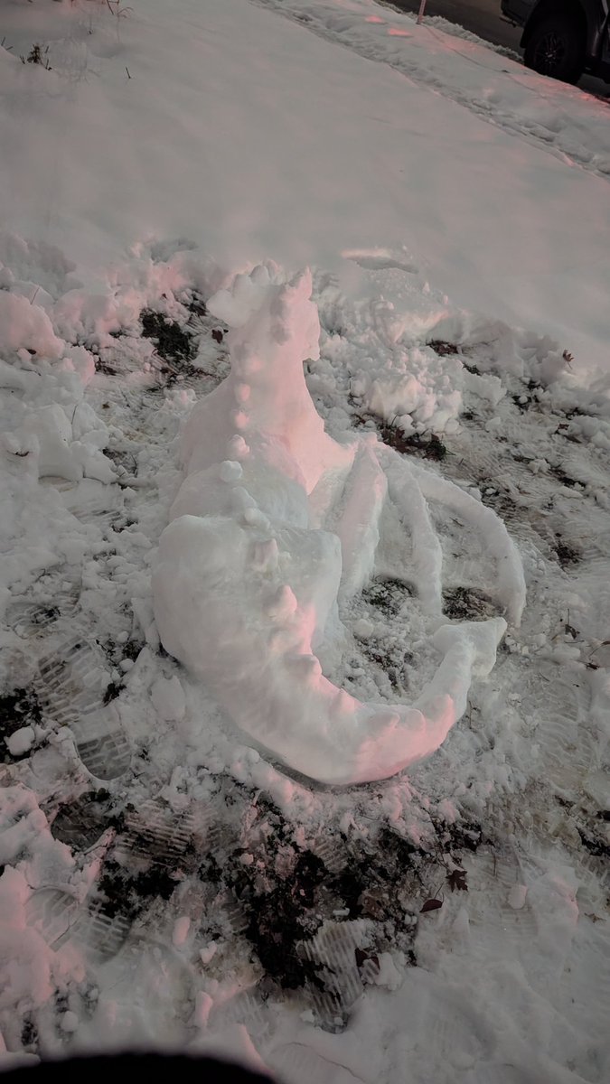 ProbablyACat1's tweet image. I made a snow derg