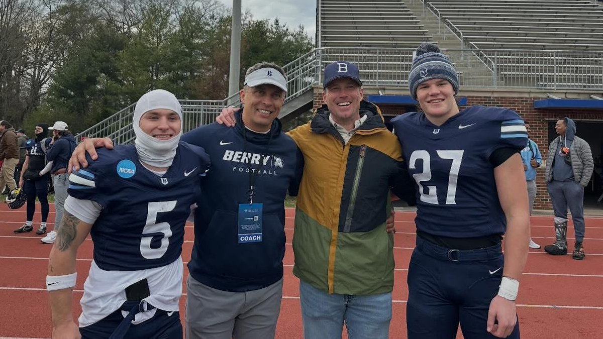 HC <a href="/coachdbrunner/">Daniel Brunner</a> + TWO <a href="/WaltonRecruits/">Walton(GA)Recruiting</a> GREATS on SATURDAY with HC <a href="/BCCoachK/">Tony Kunczewski</a> <a href="/BerryFootball/">Berry Football</a>! #KeepClimbing #RaiderFbFamily

2022 WR <a href="/NateLyons7/">Nate Lyons</a> hudl.com/profile/113303…

2025 DL <a href="/BuieC55716/">Buie crawford</a> hudl.com/profile/156092…