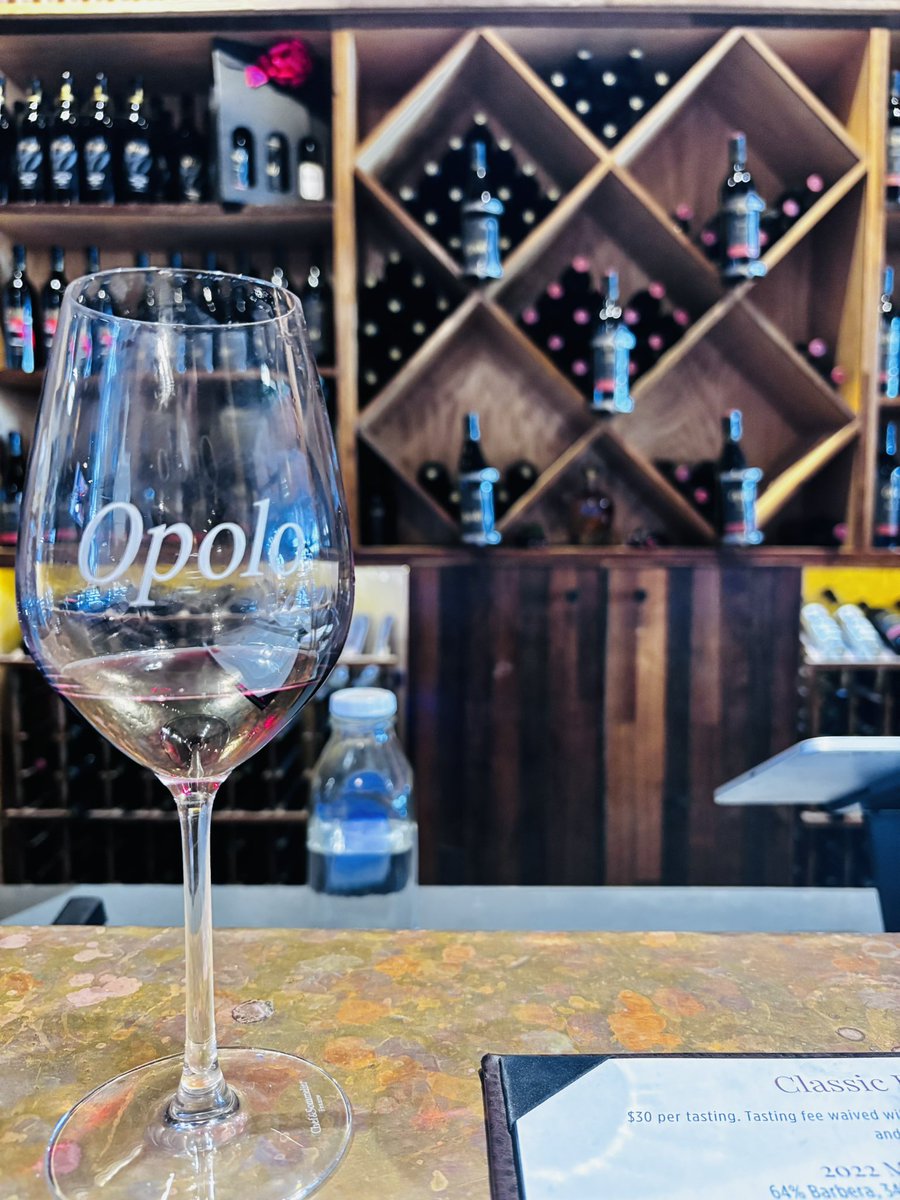 FrankHolguin16's tweet photo. Some Wine Tasting at thee Beautiful &amp; Great  @OpoloWines ! Great service by Kimberly! https://t.co/fIajOM6cK0