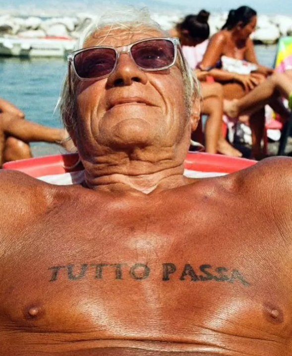 como persona que está llevando mal un fin de año muy difícil le mando un abrazo fuerte a la gente buena que está llevando mal un fin de año muy difícil