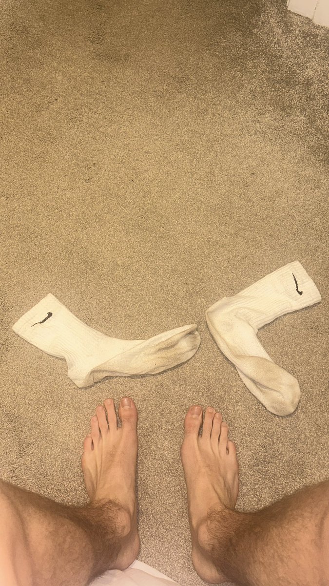 MasterSean_'s tweet image. First person to send me money gets these stinky socks 🙂‍↔️😛#cashmaster