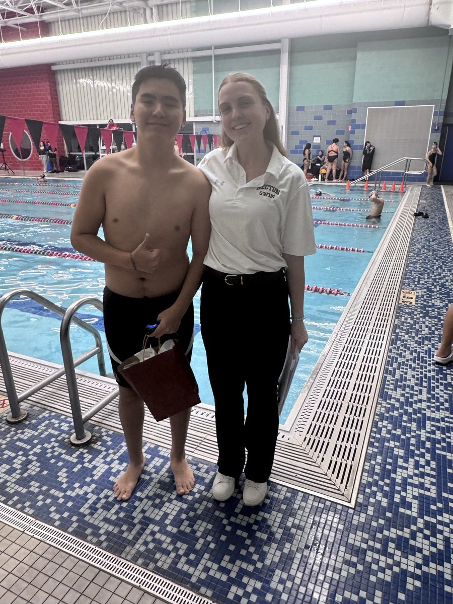 🐾🏊🏻‍♀️BRHS SWIM SENIOR NIGHT!🏊🏻‍♀️🐾

<a href="/BectonHS/">Becton Regional High School</a> <a href="/Math_With_MissB/">Lauren Bayersdorfer</a> <a href="/BectonAthletics/">Wildcats</a>