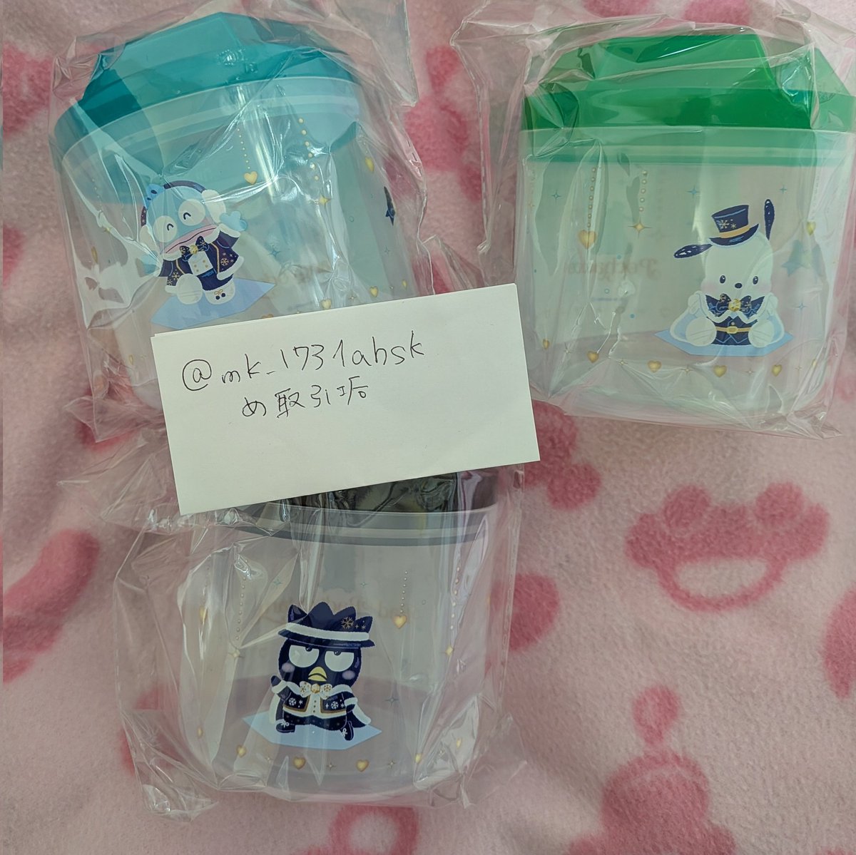 mk_l731ahsk's tweet photo. 【譲渡】サンリオ Happy くじ　Sanrio characters Holiday Collection
譲→
A…クロミ、バッドばつ丸、リトルツインスターズ(キキララ)
B…ポムポムプリン
D…ポチャッコ、バッドばつ丸、ハンギョドン
E…バッドばつ丸
F…ポムポムプリン＆ポチャッコ2、マイメロディー＆クロミ
→ https://t.co/uDtyTZFZSP