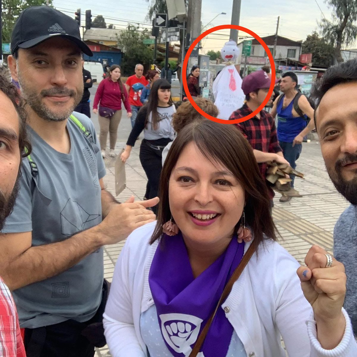 Gonzalox's tweet photo. #DebateAnatel2025

Jeanette Jara ahora: "El presidente Sebastián Piñera, que en paz descanse..."

Jeanette Jara en el estallido delincuencial: https://t.co/Vxqr8oqA1p