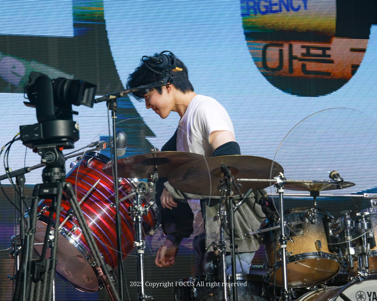 focus_day6's tweet photo. 250831 The DECADE 고양
#데이식스 #DAY6 #도운 #윤도운 #DOWOON https://t.co/PclypjCBVK