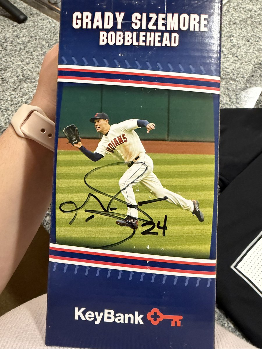 Grady Sizemore and his wife just sent me this 😭😭😭

Thank you thank you thank you ❤️❤️