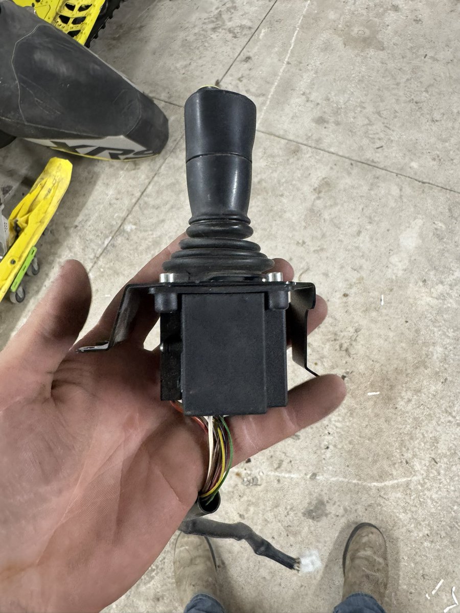 Jeff Earl tweet media