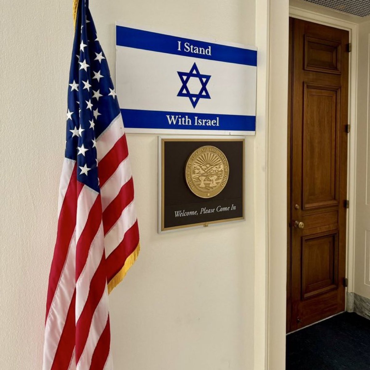 🚨 If foreign loyalty means deportation…
Then half of U.S. Congress should be on the next flight out!

This isn’t public service — it’s legalized lobbying.
#AmericaFirst #ForeignInfluence