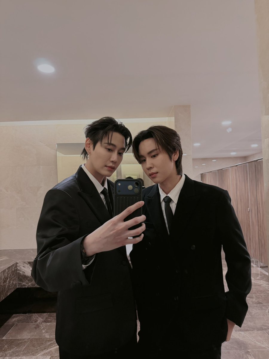 bb0nu's tweet image. 🖤🖤🖤