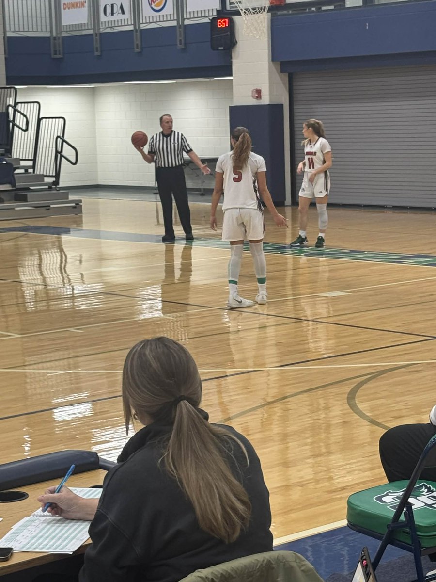 These two are being a menace early on to Conner. 9-0 run to start for <a href="/LadyBulldogsPLD/">Dunbar Lady Bulldogs Basketball</a> <a href="/layla_flynn11/">layla flynn</a> <a href="/Kyah2030/">Kyah Curtsinger 2030</a>