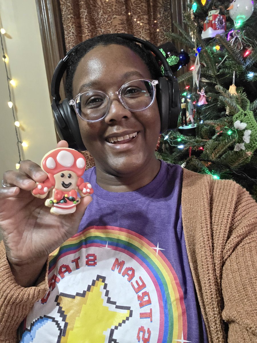 Thank you for the amazing stream today! We finished decorating some cookies! Made a mess (as you should) and received so much support! Thanks for the raids Eclectay <a href="/MeasurePebbles/">MeasurePebbles</a> <a href="/tomatoanus/">tomatoanus (now on bluesky)</a> <a href="/brushforhire/">Brushforhire</a> and <a href="/cupcaketattooed/">Cakes</a>! 💜