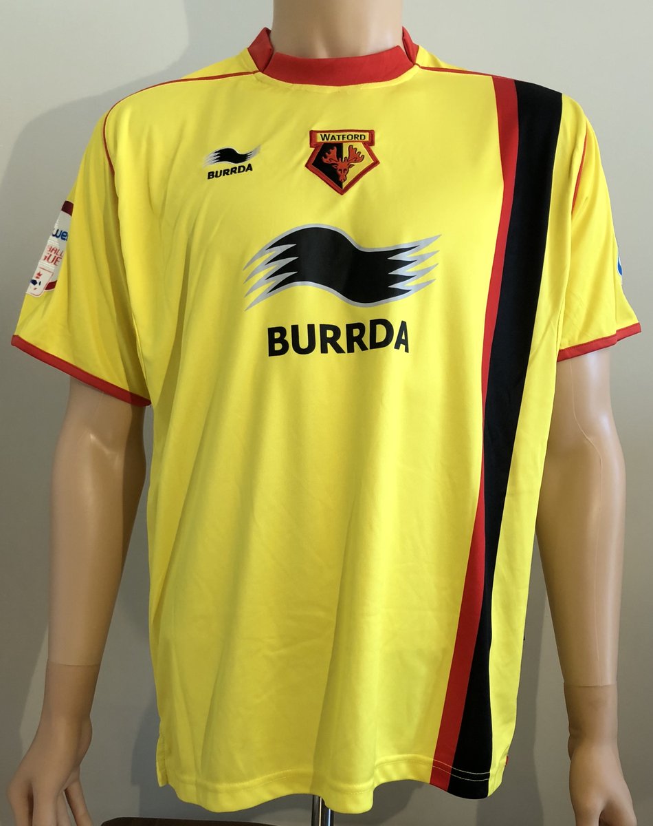 #WatfordFC The Watford Gold Advent Calendar Day 10: A Danny Graham 2010/11 home shirt. He seems to be somewhat forgotten, despite his top scoring seasons and table tennis successes? 🙂 💛🖤❤️
watfordgold.org.uk/.../2010s-matc…
<a href="/DNSYE_podcast/">Do Not Scratch Your Eyes Watford FC Podcast 🐝</a> <a href="/Observer_Owl/">Watford Observer</a> <a href="/treasurywatford/">The Watford Treasury</a> <a href="/hornet_heaven/">Hornet Heaven</a>