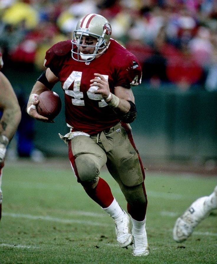 FB_Helmet_Guy tweet media