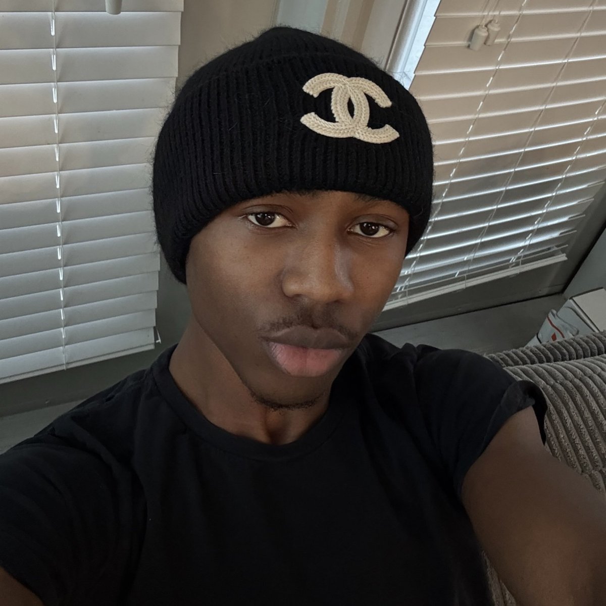 $agiterrorist. tweet media